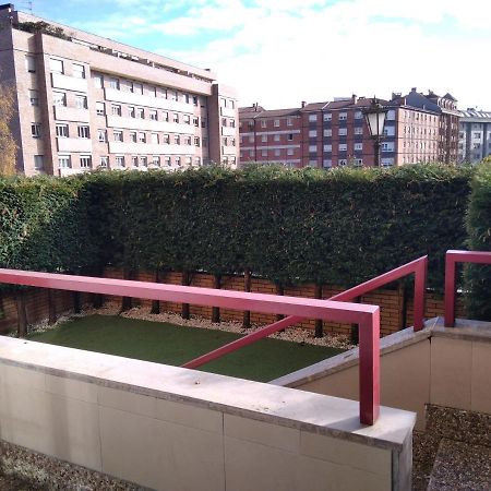 Jardines De Vinjoy Apartment Oviedo Bagian luar foto