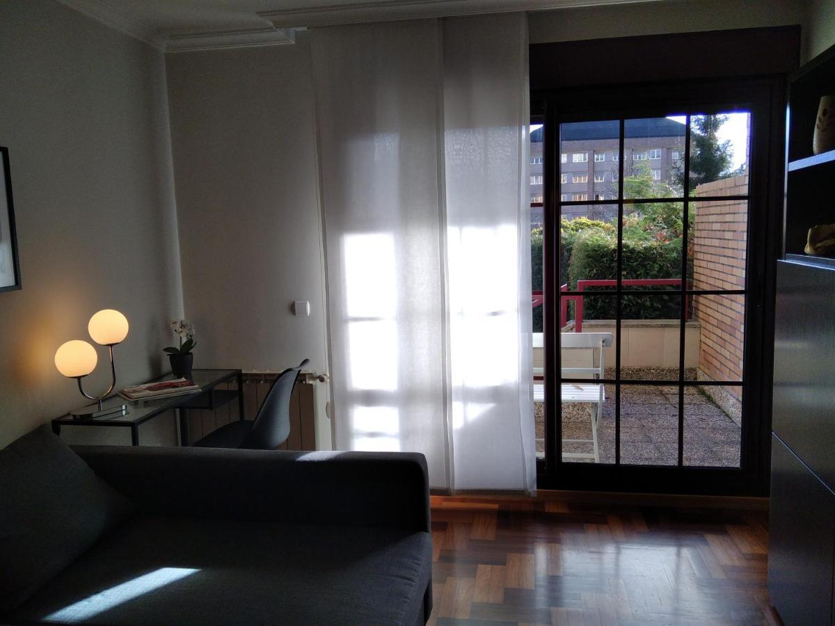 Jardines De Vinjoy Apartment Oviedo Bagian luar foto